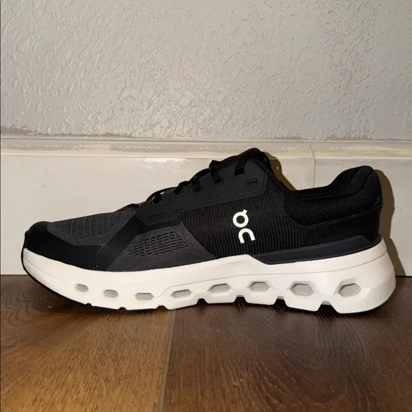 Men’s On CloudRunner 2 - Picture 5 of 10